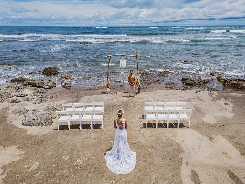 Wedding Photographers & wedding videographers in Costa Rica