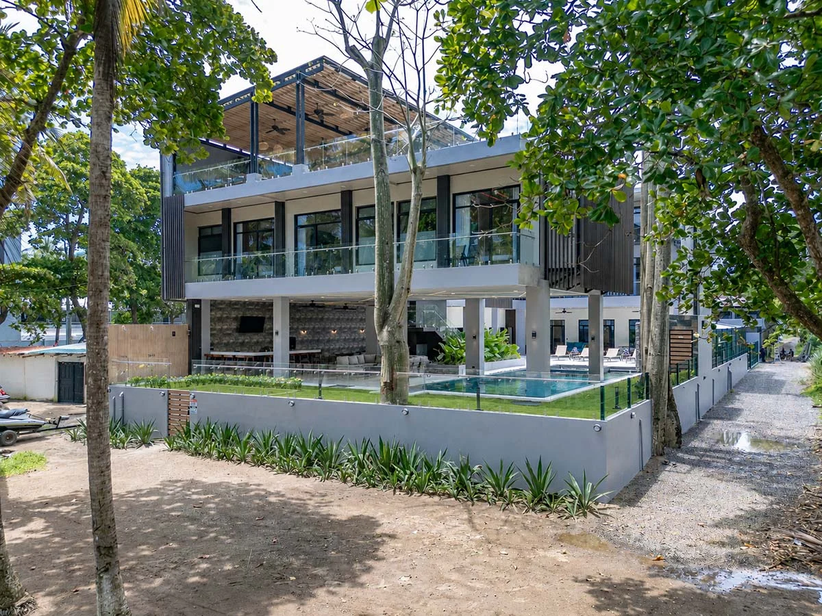 beachfront vacation rental photography in jaco | Pacific Photography beachfront vacation rental photography in jaco